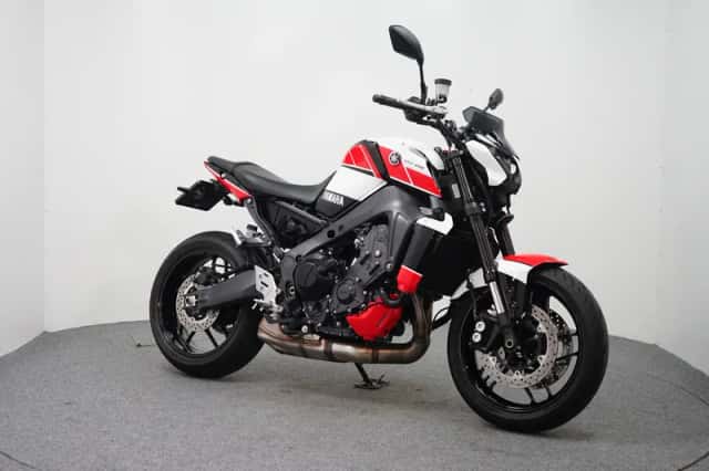 Yamaha MT-09 (2023) thumbnail 2
