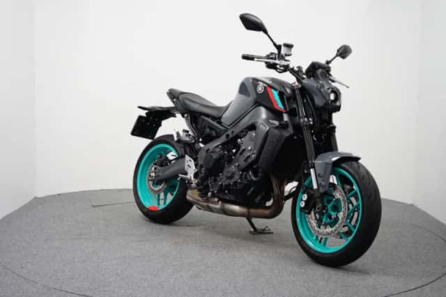 Yamaha MT-09 (2024) thumbnail 2