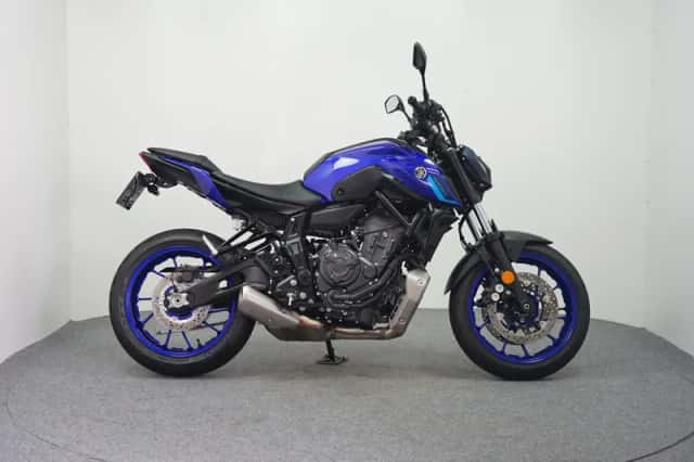 Yamaha MT-09 (2023) thumbnail 3