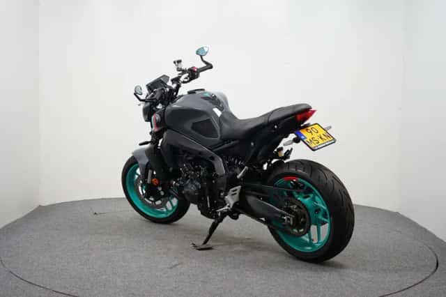Yamaha MT-09 (2023) thumbnail 6