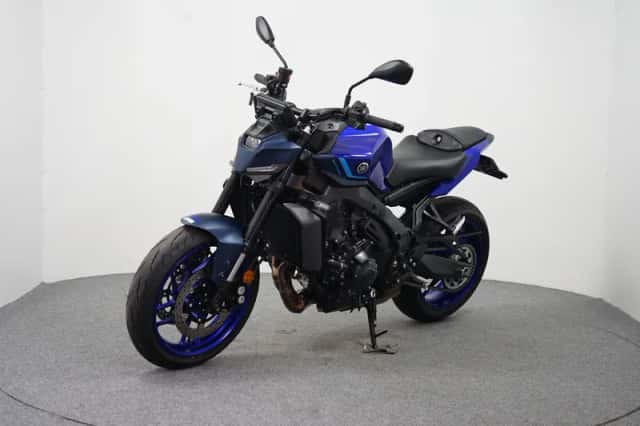 Yamaha MT-09 (2025) thumbnail 4