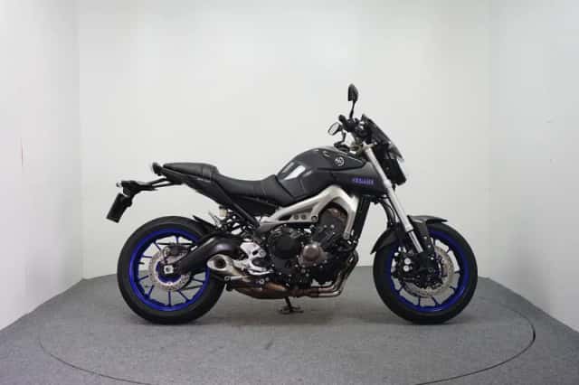 Yamaha MT-09 (2014) thumbnail 1