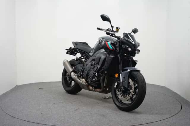 Yamaha MT-10 (2024) thumbnail 2