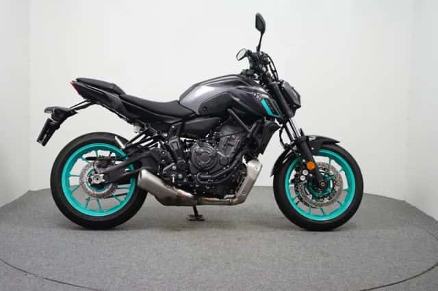 Yamaha MT-10 (2025) thumbnail 1