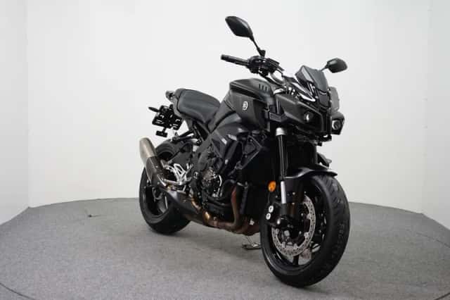 Yamaha MT-10 (2021) thumbnail 2