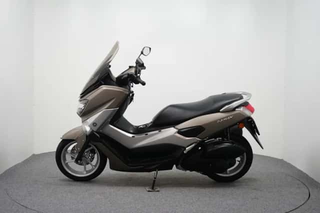 Yamaha NMAX 125 (2017) thumbnail 5