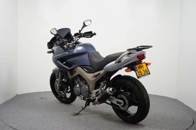 Yamaha TDM 900 (2003) thumbnail 6