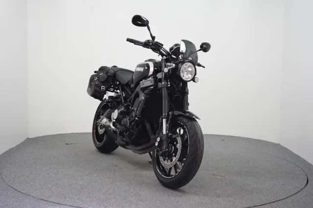 Yamaha XSR900 (2017) thumbnail 2