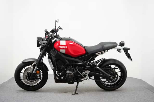 Yamaha XSR900 (2018) thumbnail 5