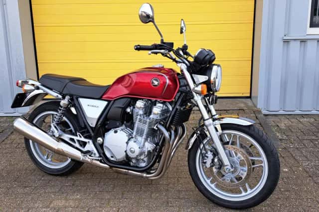 Honda CB 1100 (2014) thumbnail 1