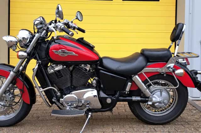 Honda VT 1100 (1995) thumbnail 5