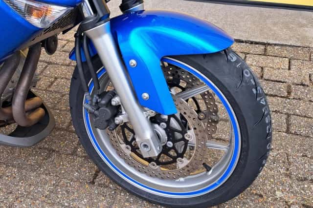 Kawasaki Er-6n (2009) thumbnail 5