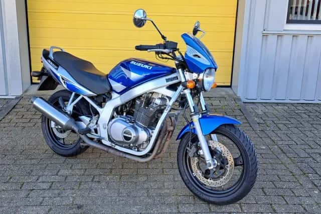 Suzuki Gs 500 35 (2002) thumbnail 1