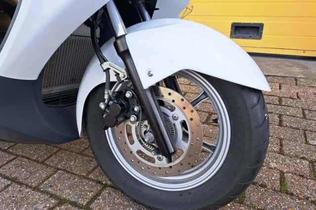 Suzuki UH Burgman (2015) thumbnail 5