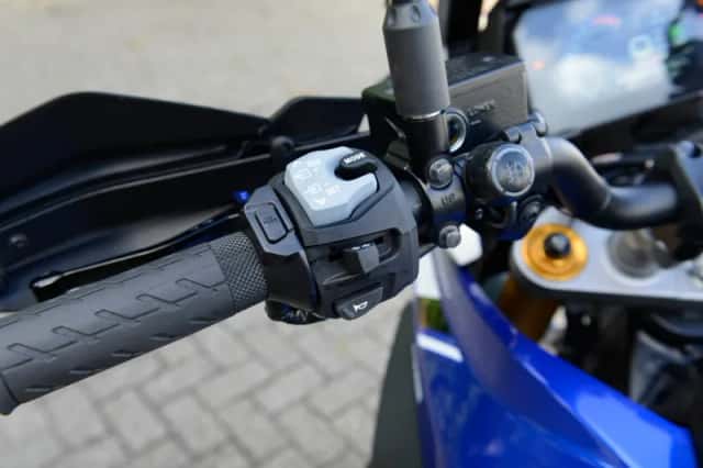 Suzuki V-Strom 1050DE (2025) thumbnail 4