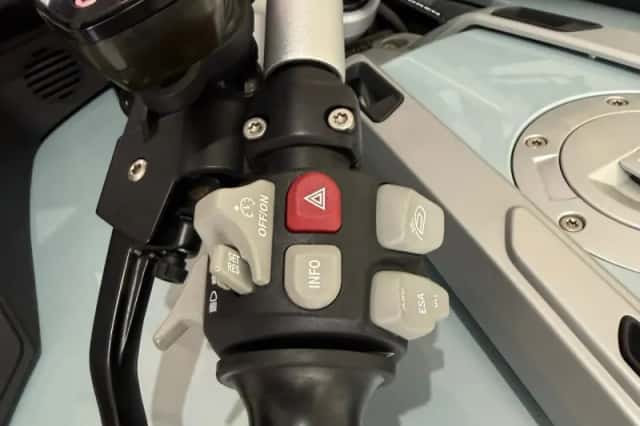 BMW R 1200 RT (2010) thumbnail 5