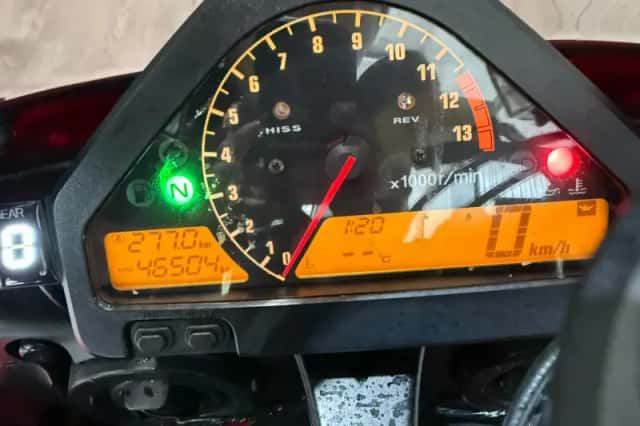 Honda CBR1000RR (2004) thumbnail 3