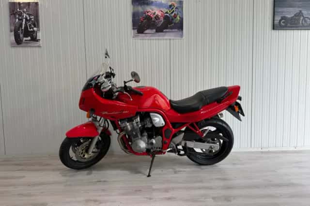 Suzuki Bandit (1996) thumbnail 1