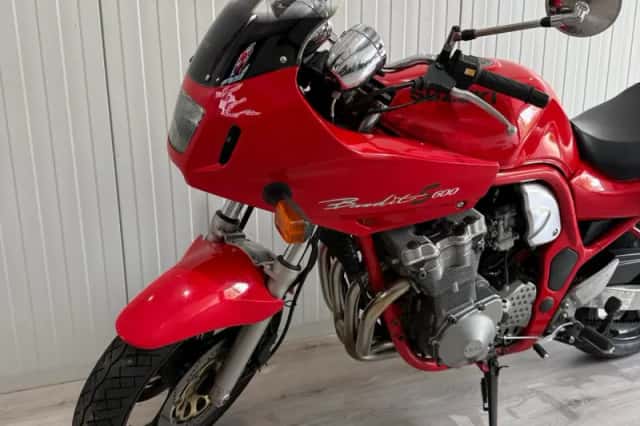 Suzuki Bandit (1996) thumbnail 2