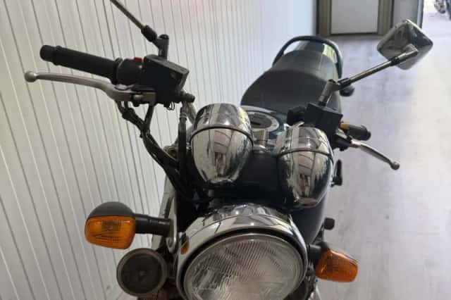 Suzuki GSX 1200 (1999) thumbnail 5