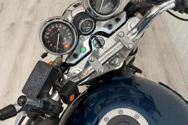 Suzuki GSX 1200 (1999) thumbnail 6