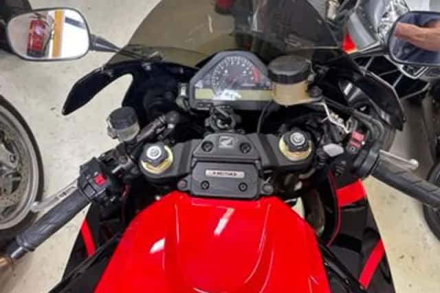 Honda CBR1000RR (2006) thumbnail 5