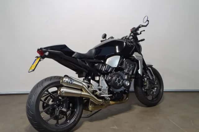 Honda CB1000R (2020) thumbnail 3