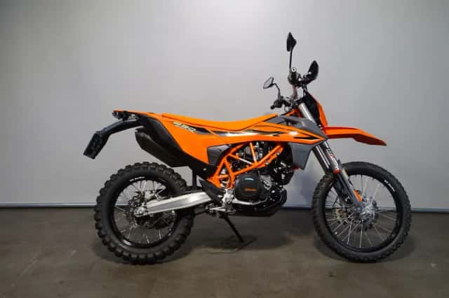 KTM 690 Enduro R (2024) thumbnail 1