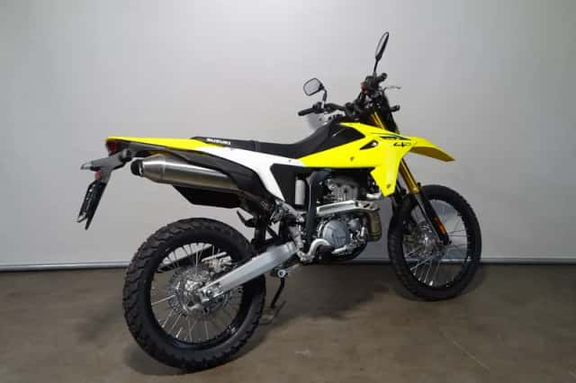 Suzuki DR Z4S (2026) thumbnail 3