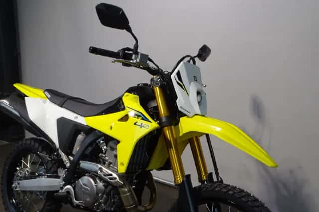 Suzuki DR Z4S (2026) thumbnail 4