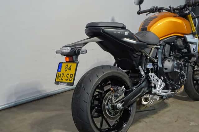 Suzuki GSX-8T (2026) thumbnail 5