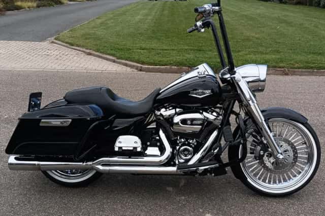 Harley-Davidson Flhr Road King (2017) thumbnail 1