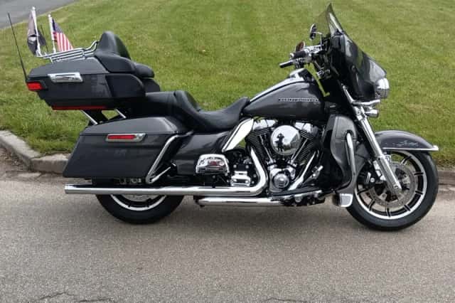 Harley-Davidson Electra Glide 103 (2014) thumbnail 1