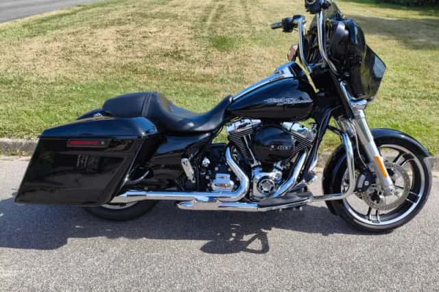 Harley-Davidson bagger Air-ride (2016) thumbnail 1