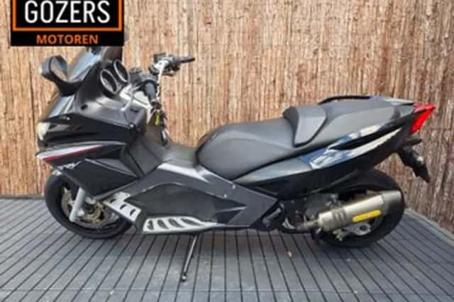 Aprilia SRV 850 (2012) thumbnail 3
