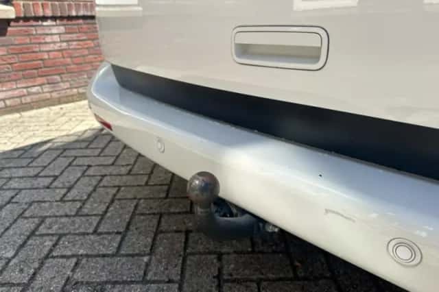 Volkswagen Multivan (2011) thumbnail 5