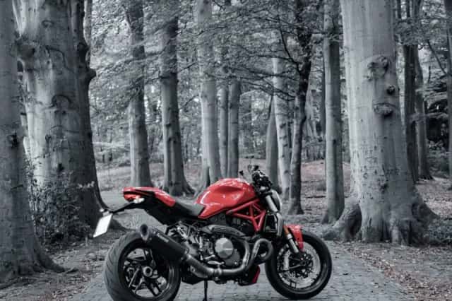 Ducati Monster 1200 S (2017) thumbnail 4