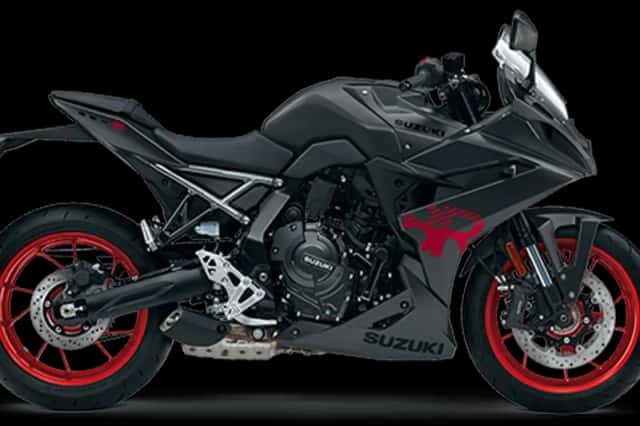 Suzuki GSX-8R (2026) thumbnail 1