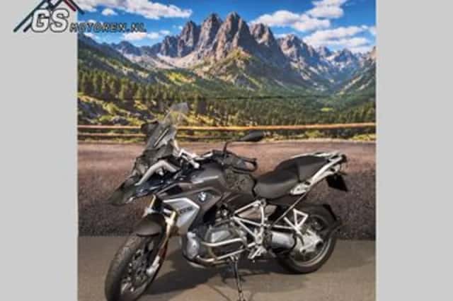 BMW R (2019) thumbnail 1