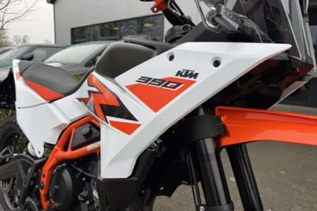 KTM Adventure (2025) thumbnail 5