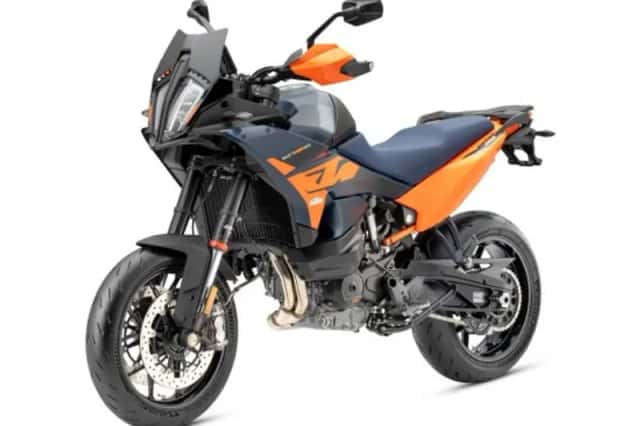 KTM 890 SMT 24 (2026) thumbnail 3