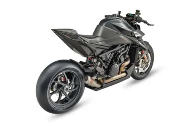 KTM Super Duke 1390 (2026) thumbnail 6
