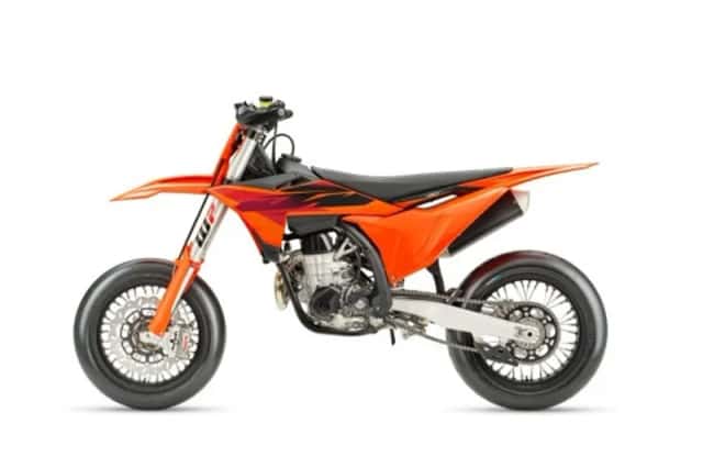 KTM SMR 450 SUPERMOTO (2027) thumbnail 3