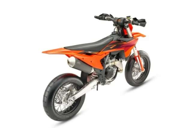 KTM SMR 450 SUPERMOTO (2027) thumbnail 4