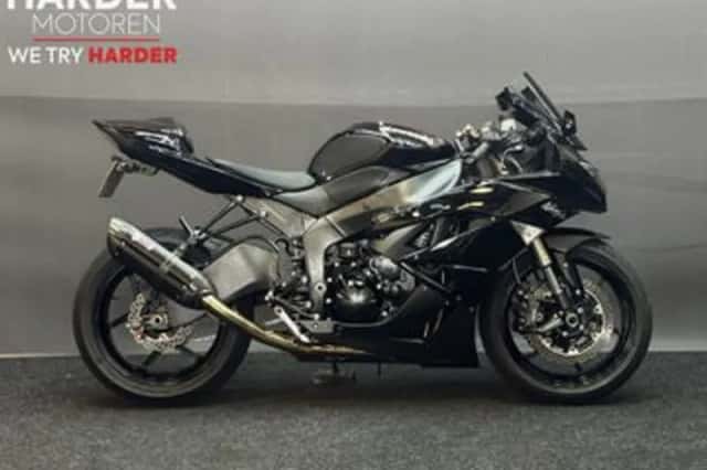 Kawasaki Ninja (2010) thumbnail 2