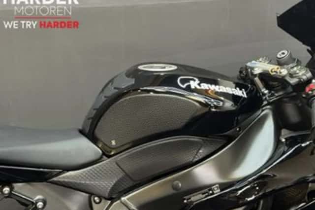 Kawasaki Ninja (2010) thumbnail 6