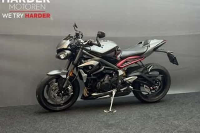 Triumph Street Triple RS (2021) thumbnail 5