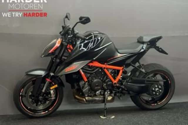 KTM 1290 Super Duke R (2021) thumbnail 5