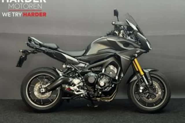 Yamaha Tracer 900 (2015) thumbnail 2