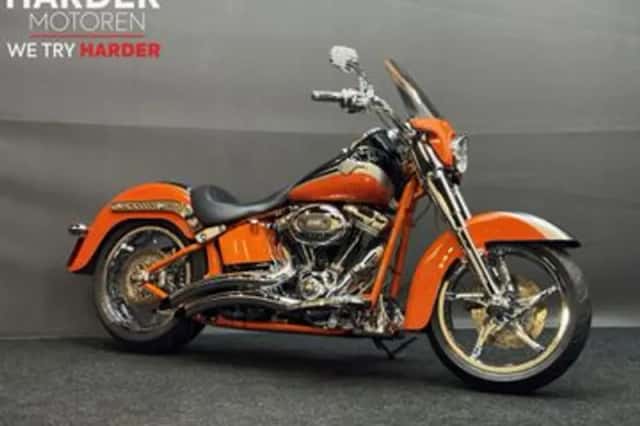 Harley-Davidson Convertible (2010) thumbnail 1